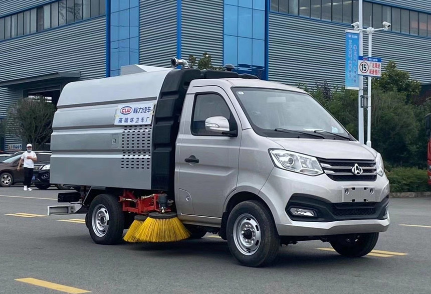 长安蓝牌扫路车